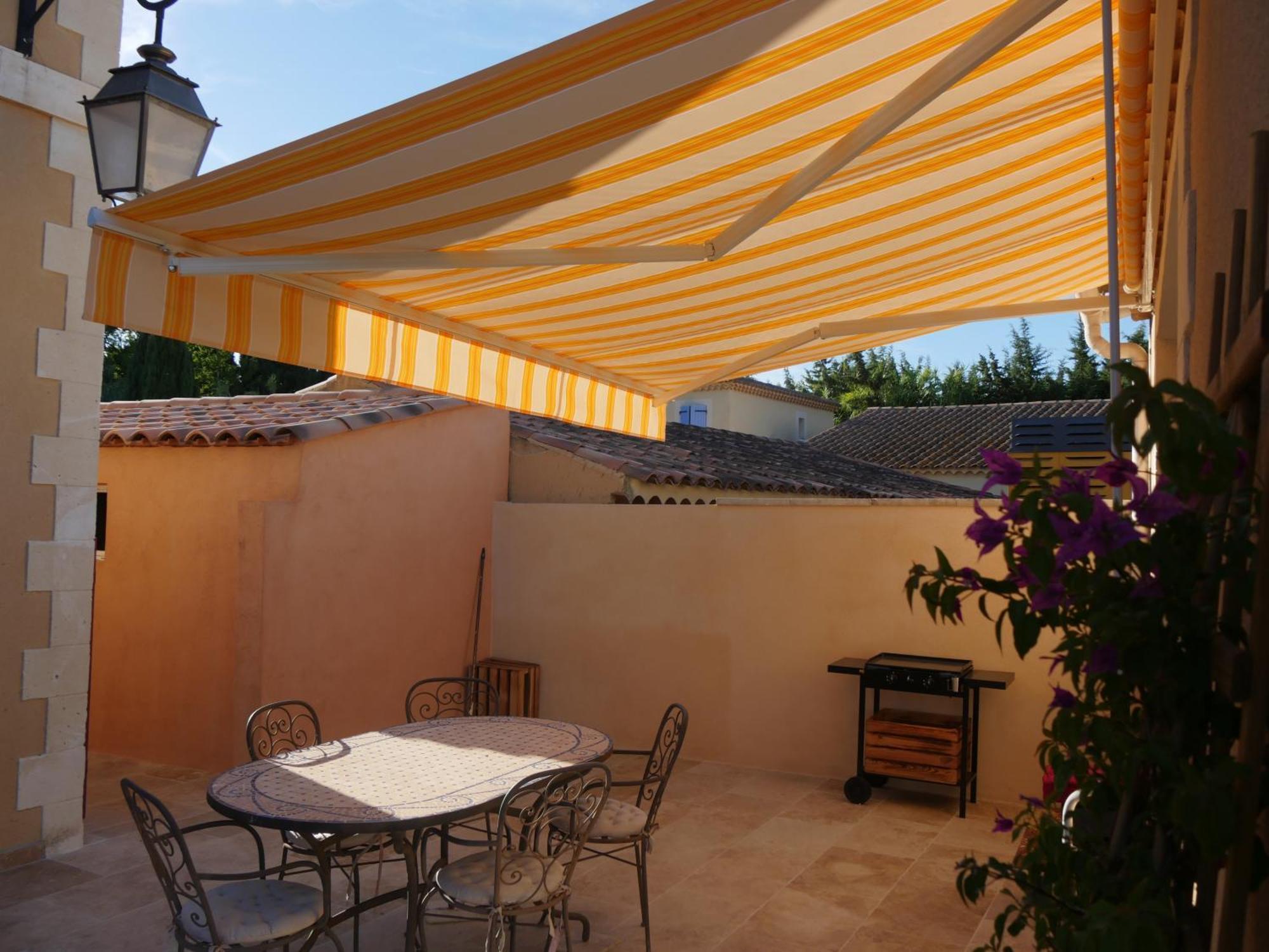 Luciole Des Alpilles Villa Mouries Luaran gambar